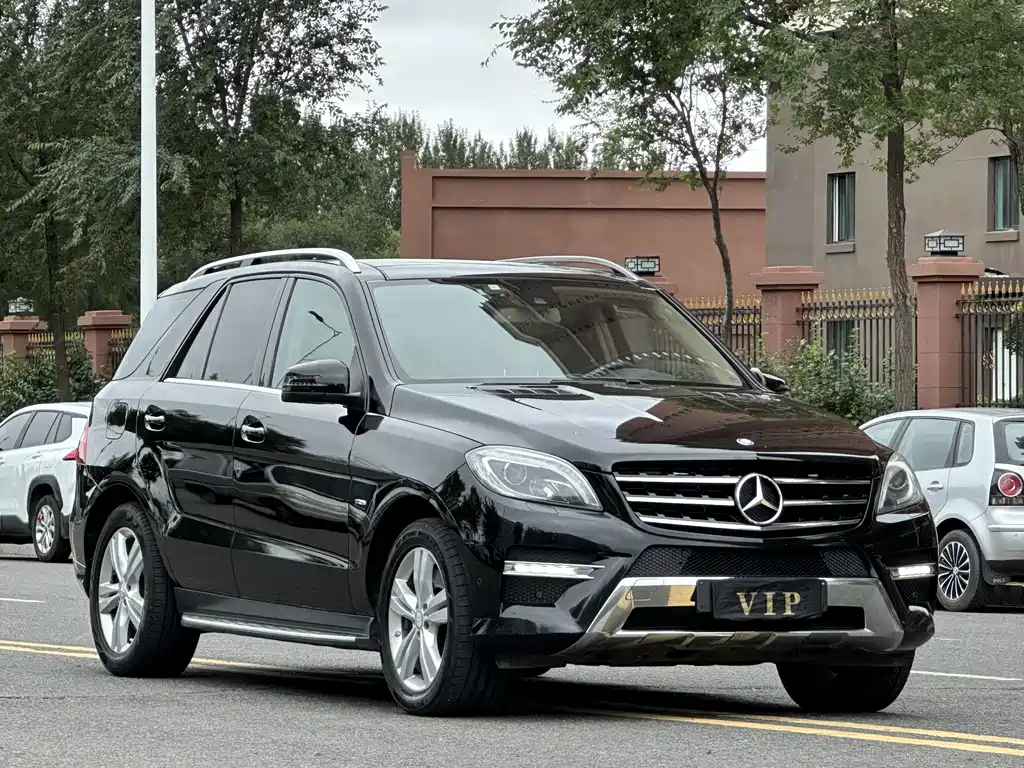 Mercedes-Benz M-Class — миниатюра 3