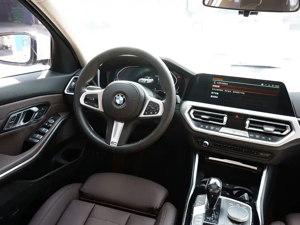 BMW 3 Series — миниатюра 12
