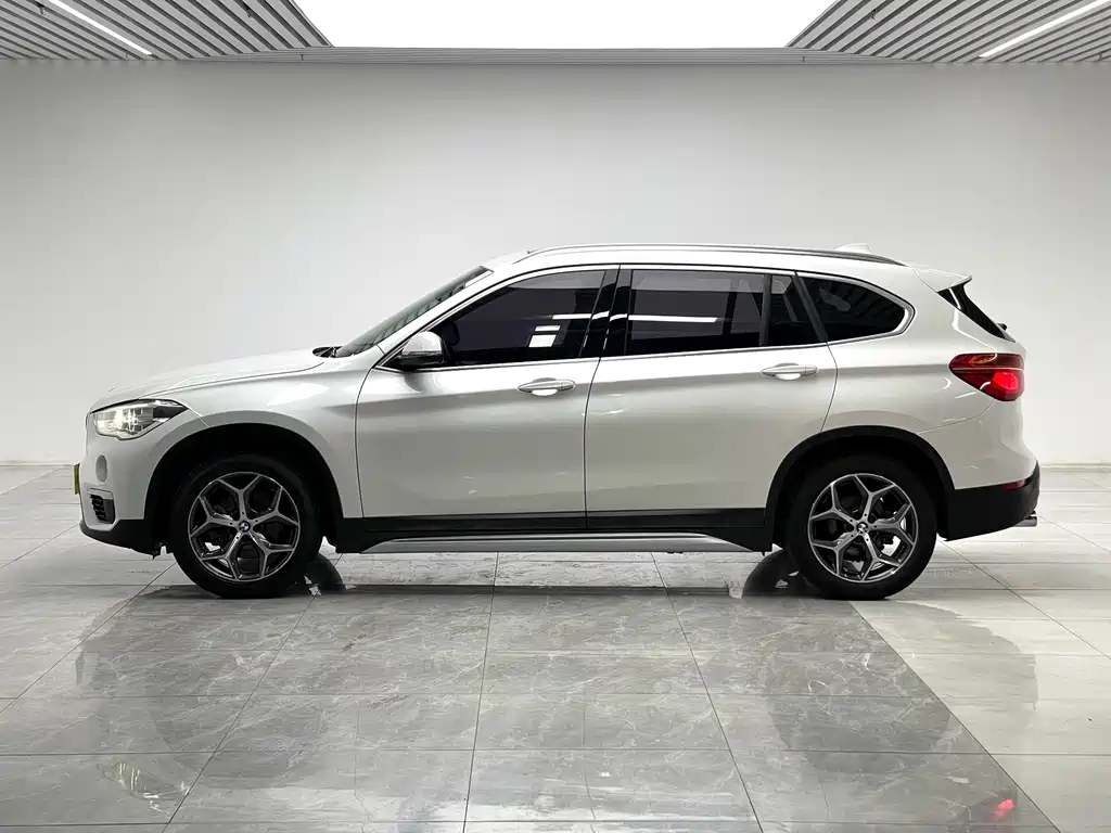 BMW X1 — миниатюра 7