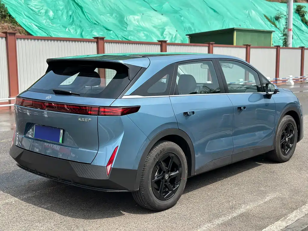 Venucia VX6 — миниатюра 16