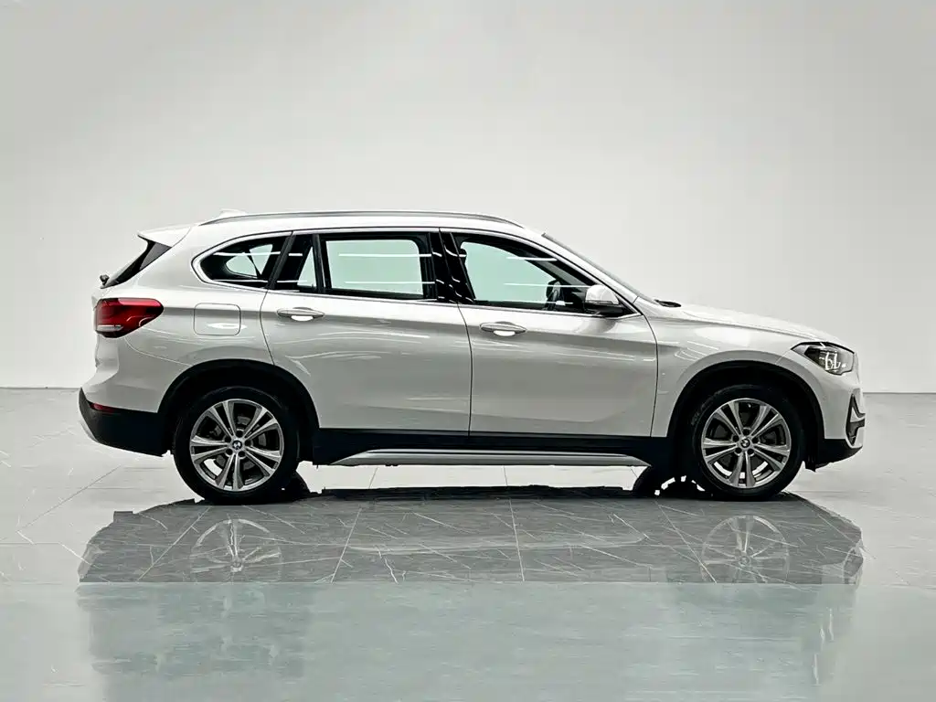 BMW X1 New Energy — миниатюра 7