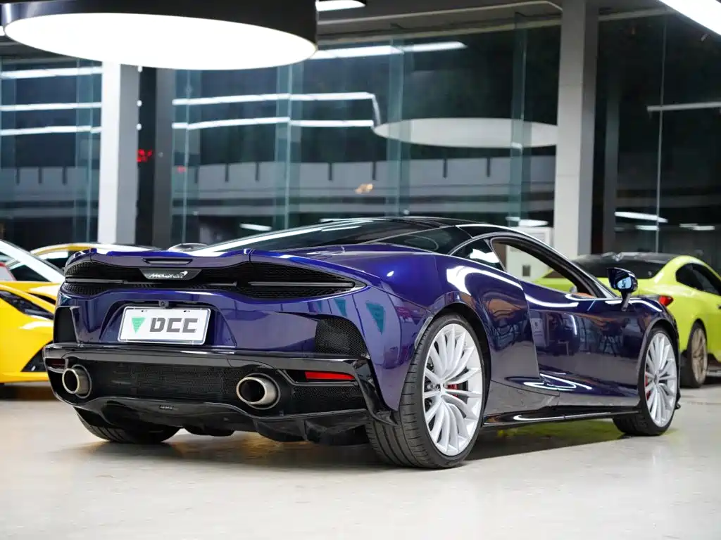 McLaren GT — миниатюра 7