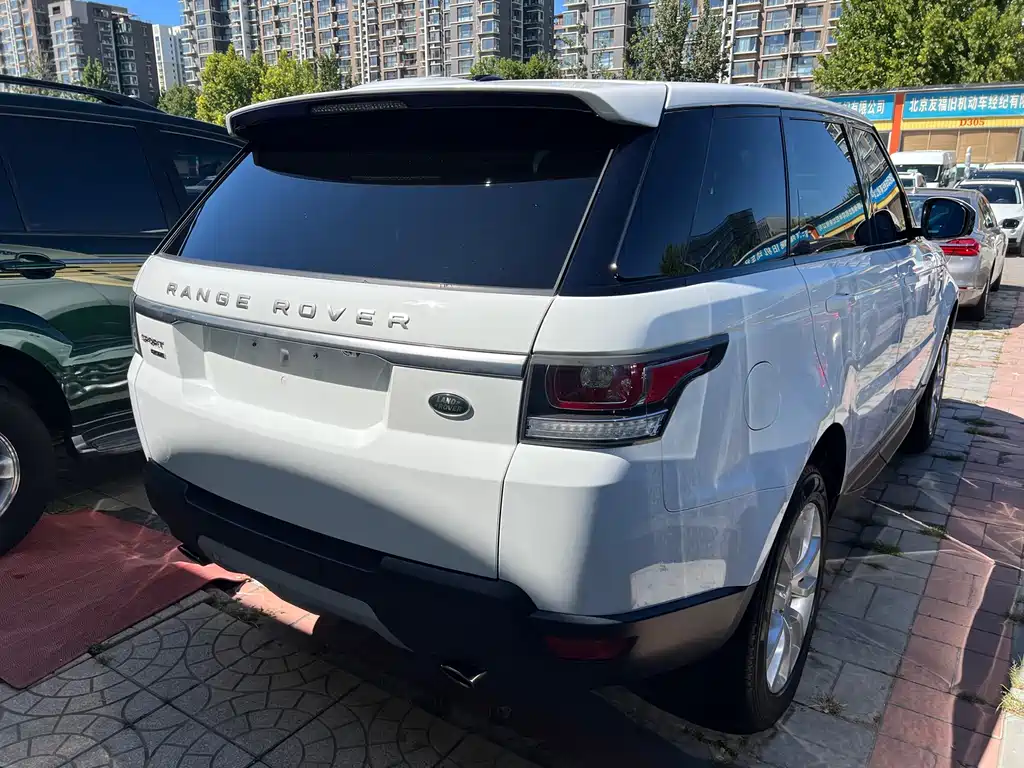 Land Rover Sport — миниатюра 4