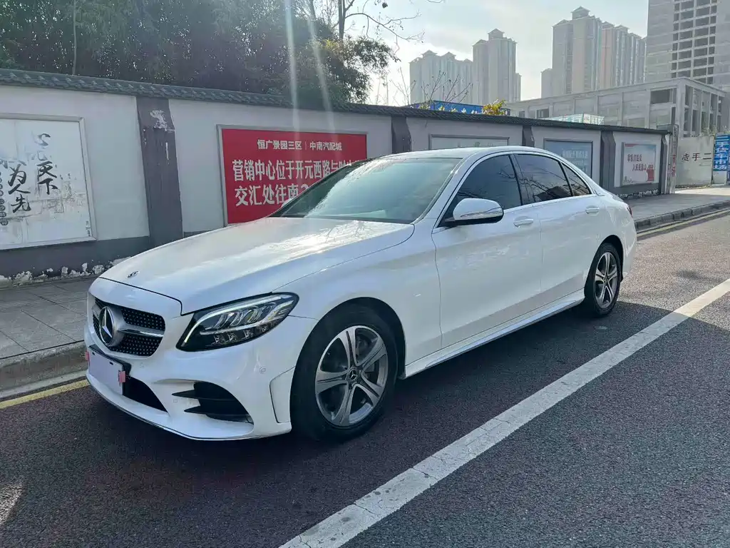 Mercedes-Benz C-Class 2020