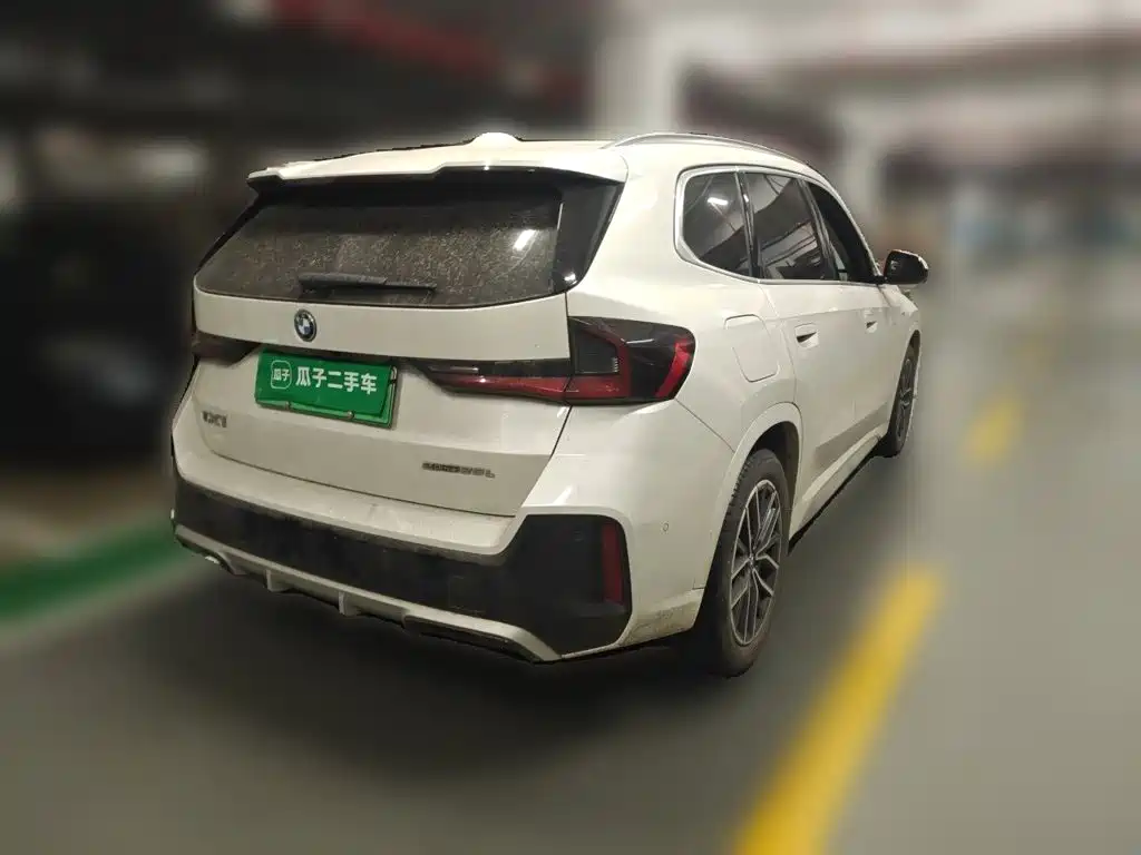 BMW iX1 — миниатюра 4