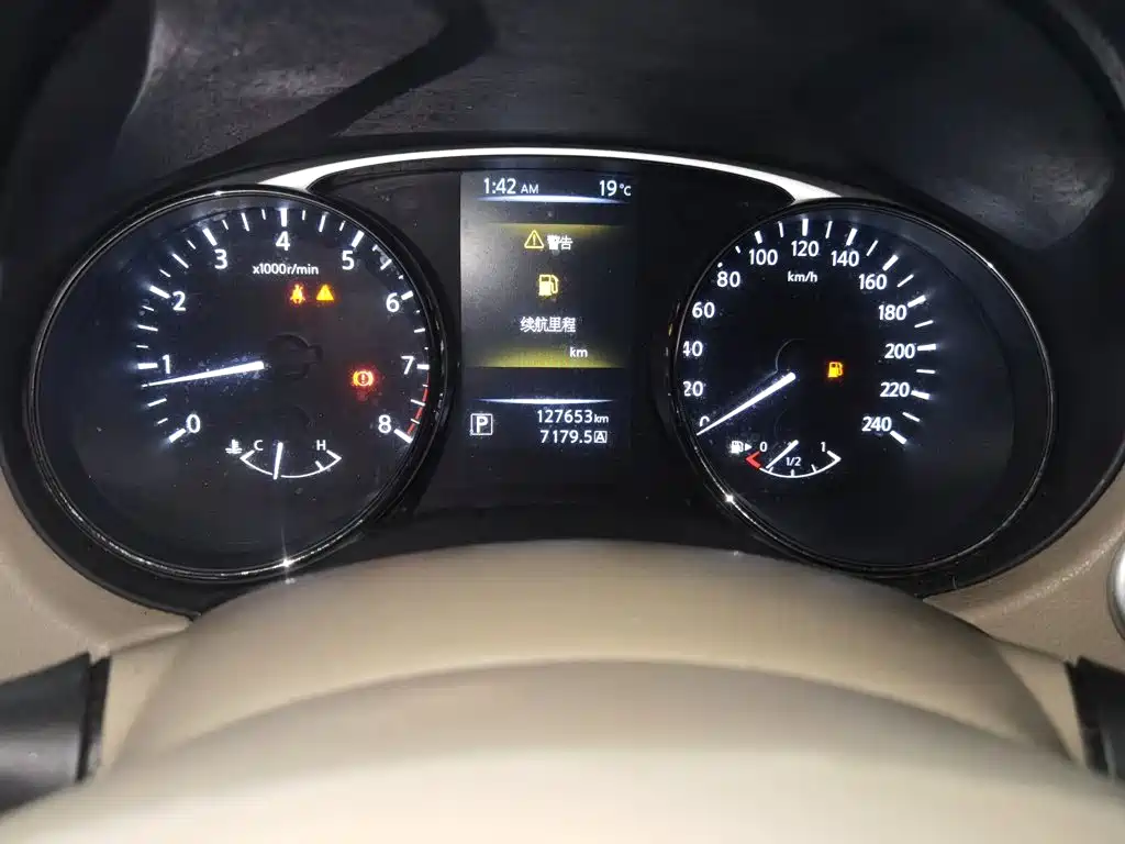 Nissan X-Trail — миниатюра 8