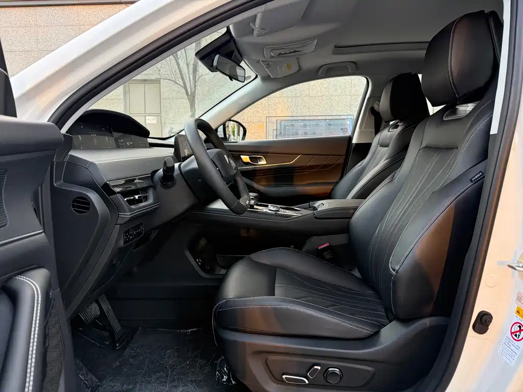 CHANGAN UNI K SMART IDD