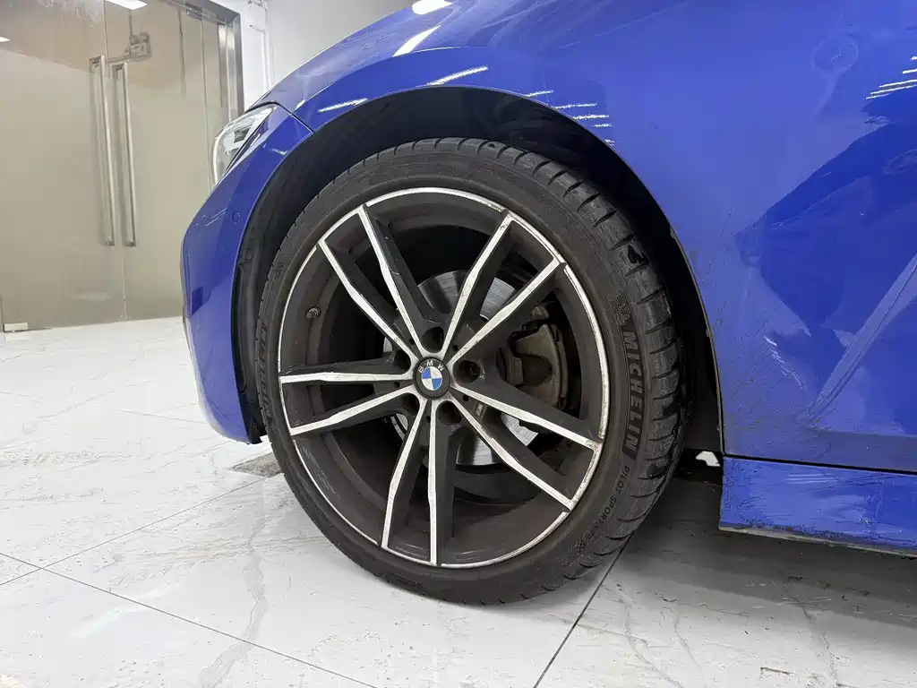 BMW 3 Series — миниатюра 7