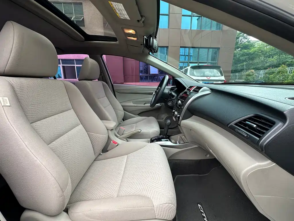 Honda City Classic — миниатюра 6