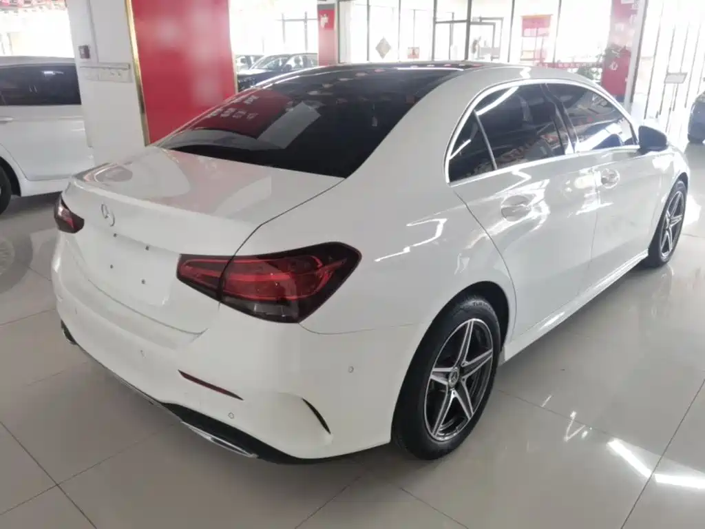 Mercedes-Benz A-Class — миниатюра 7