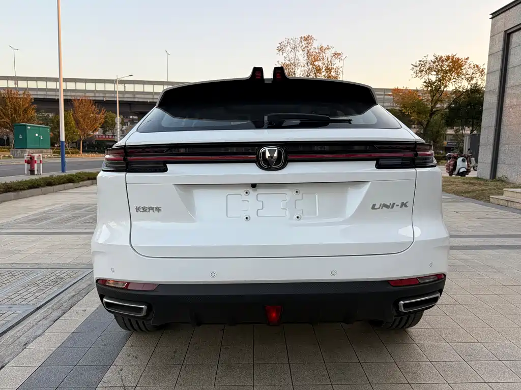 CHANGAN UNI K SMART IDD