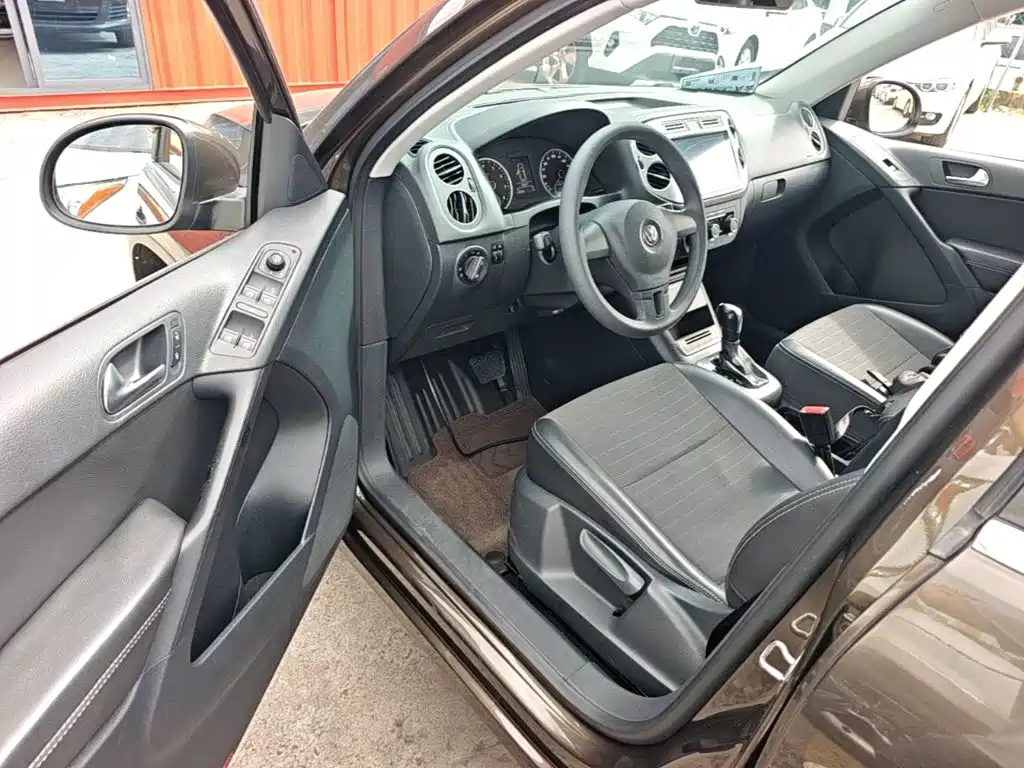 Volkswagen Tiguan — миниатюра 16