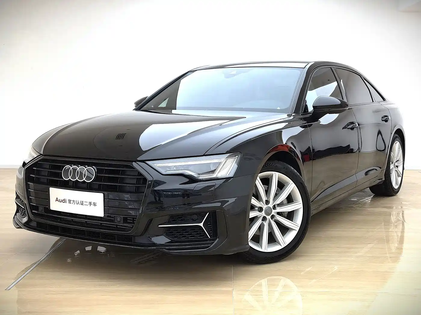 奥迪A6L 2019款 45 TFSI 臻选动感型 2021