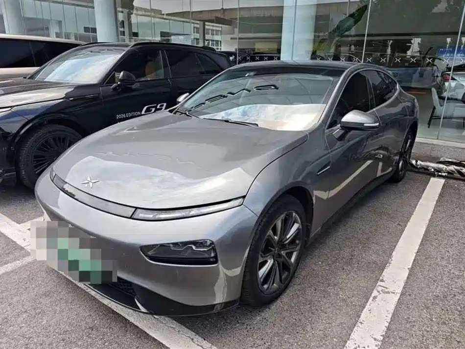 Xpeng P7