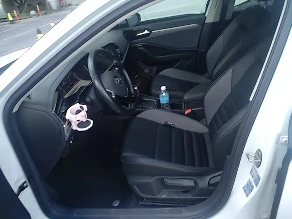 Volkswagen Sagitar — миниатюра 15
