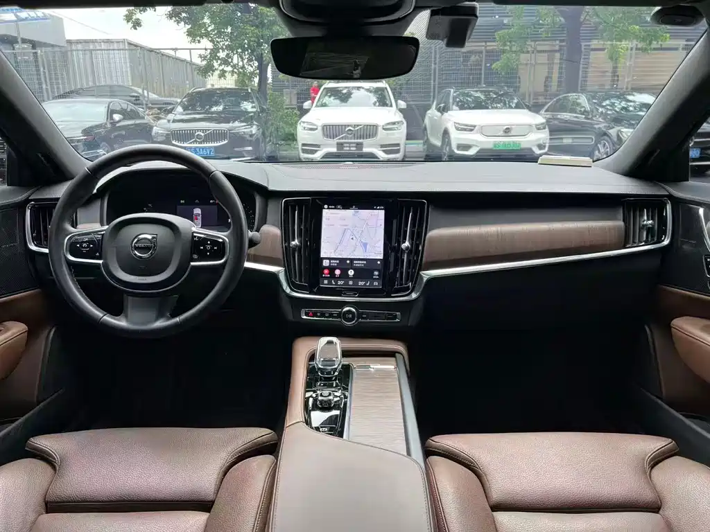 Volvo S90 — миниатюра 6