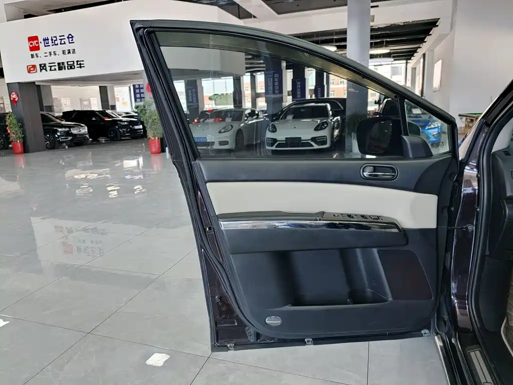Mazda 8 — миниатюра 19