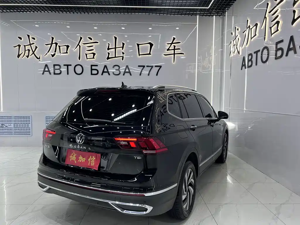 Volkswagen Tiguan L — миниатюра 4