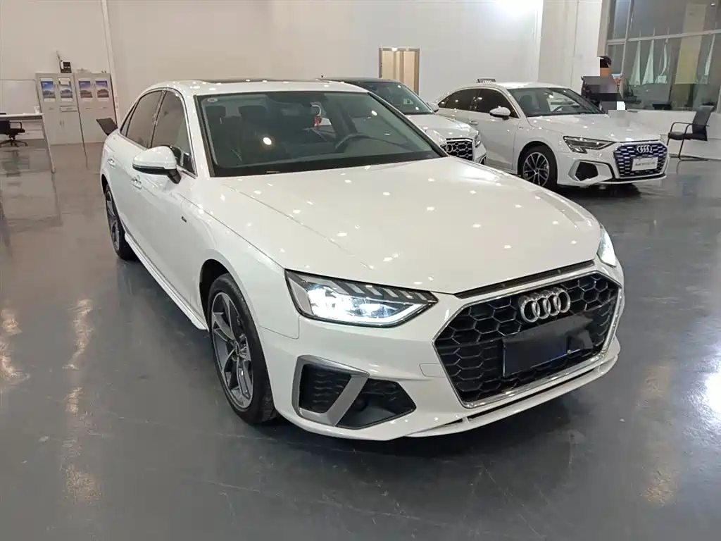 AUDI  A4L