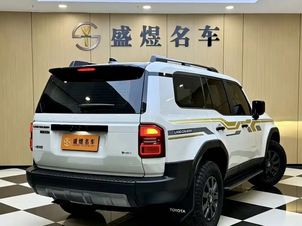 Toyota Prado — миниатюра 4