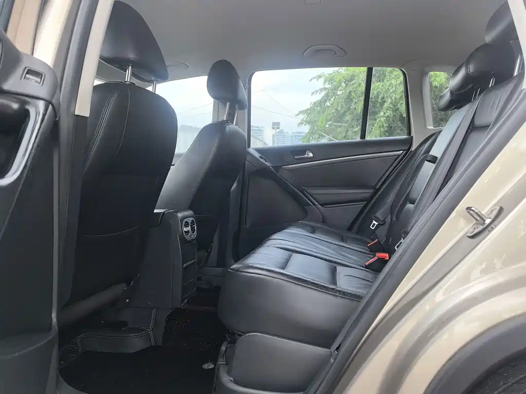 Volkswagen Tiguan — миниатюра 6