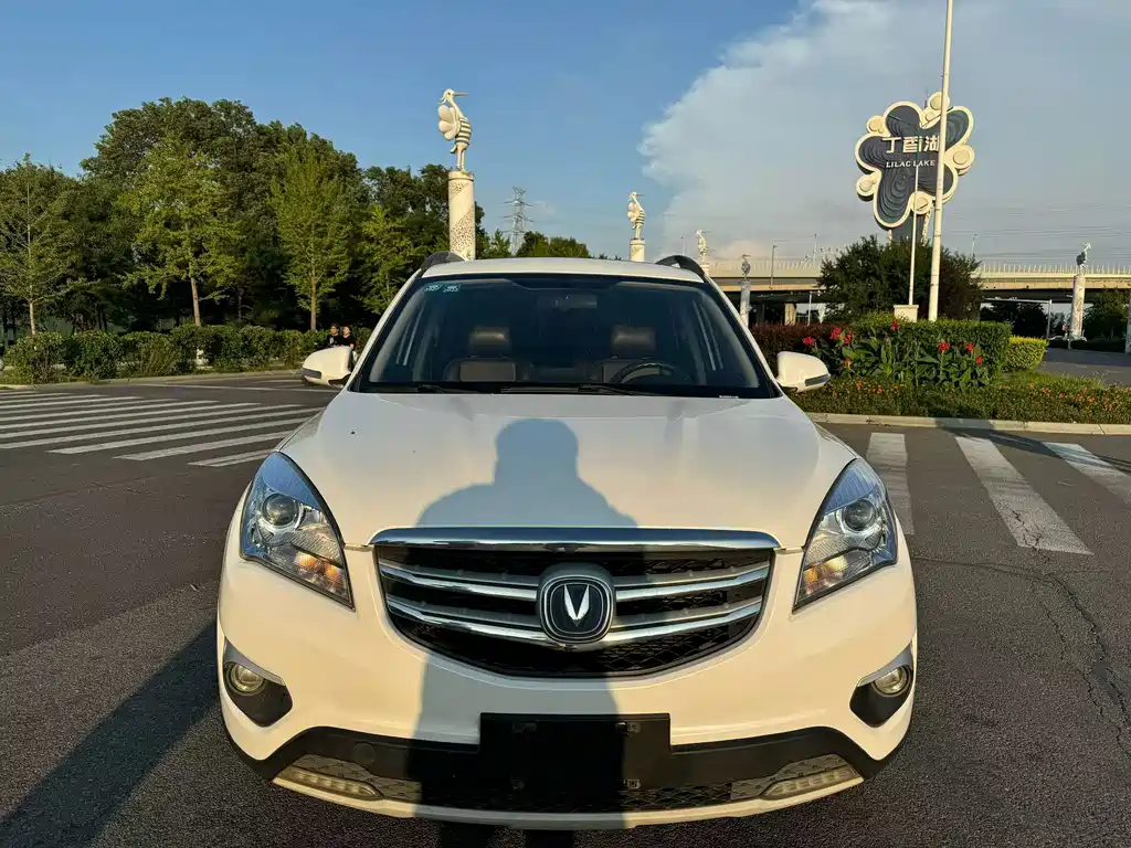 Changan CS35 — миниатюра 2