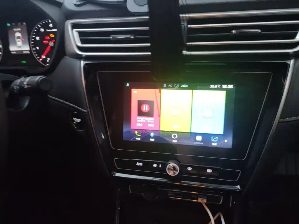 Roewe i5 — миниатюра 15