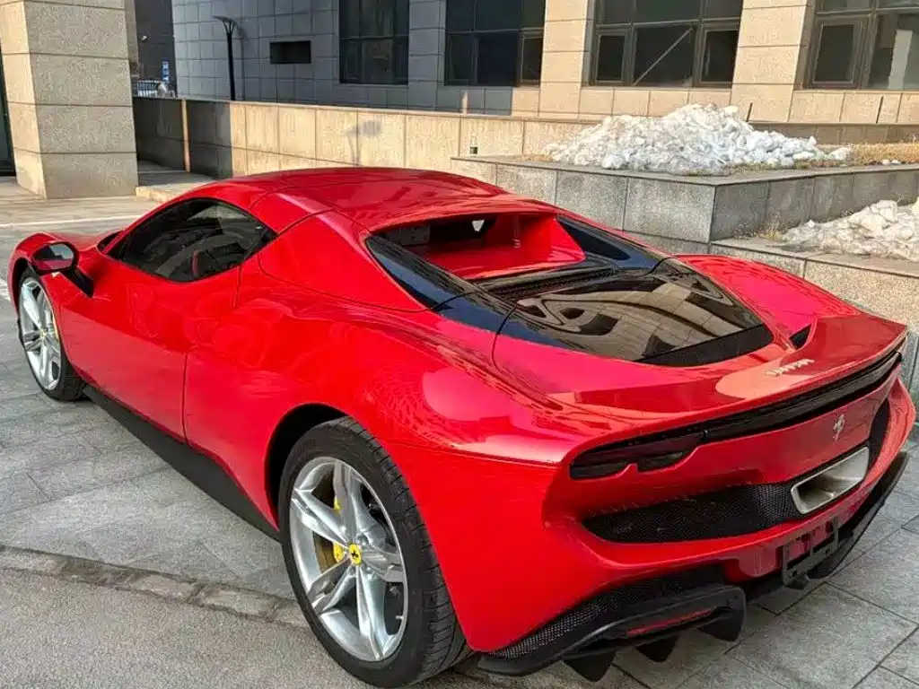 Ferrari 296 — миниатюра 5