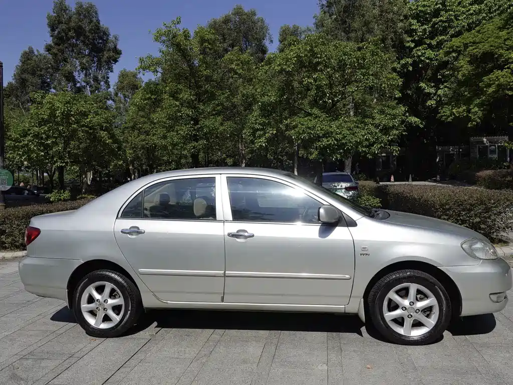 Toyota Corolla — миниатюра 3