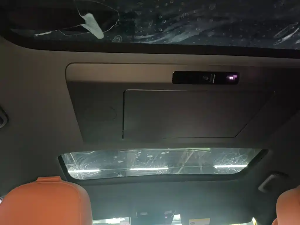Li Auto Li L8 — миниатюра 18