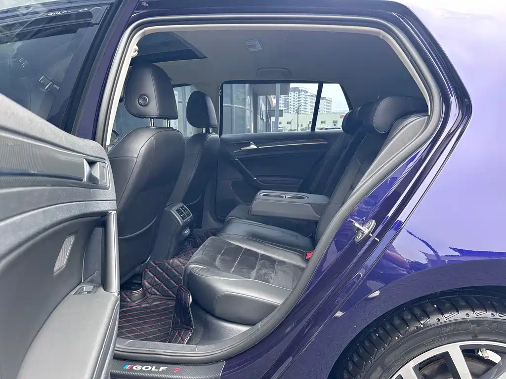 Volkswagen Golf — миниатюра 7