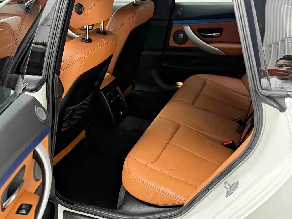 BMW 3 Series GT — миниатюра 5