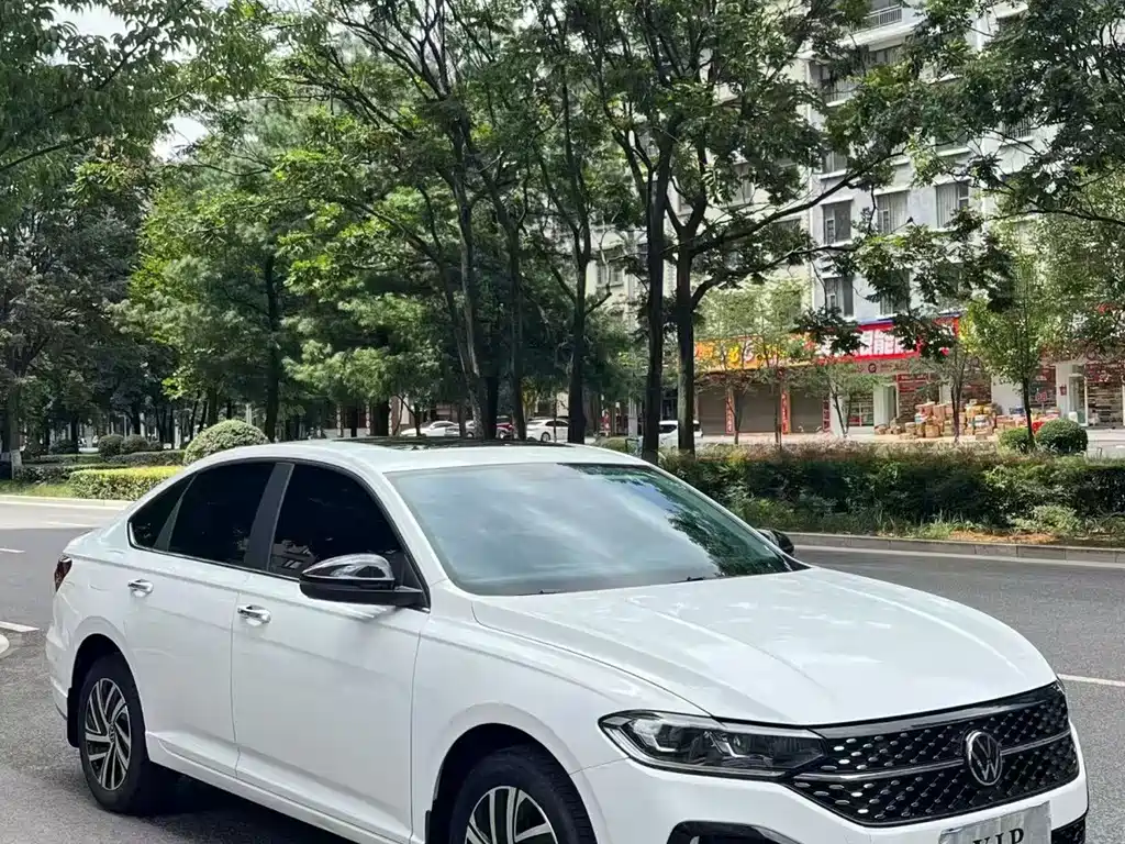 Volkswagen Lavida — миниатюра 2