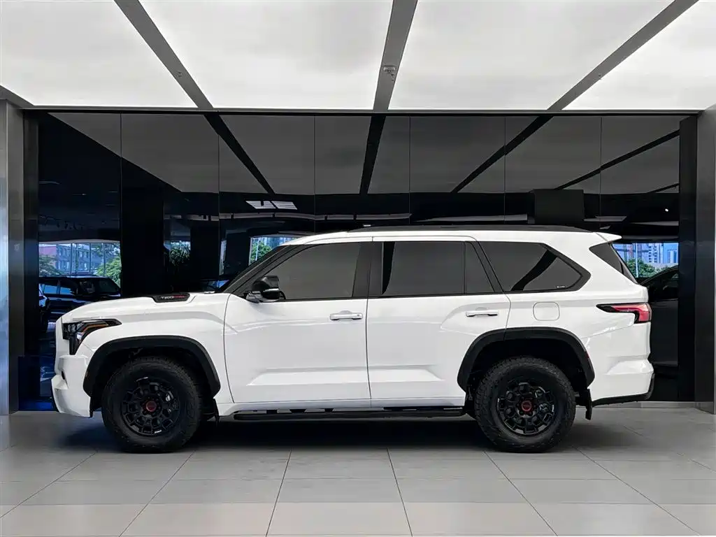 Toyota Sequoia 2024 3.5T TRD