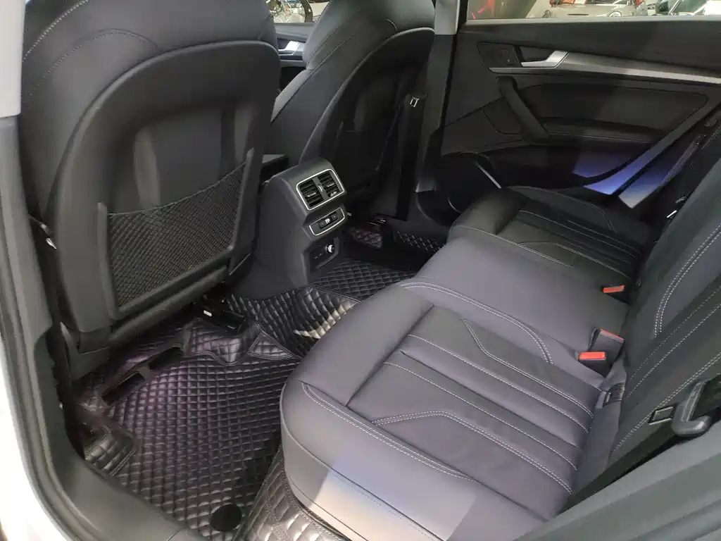 Audi Q5L 2022 40T Luxury