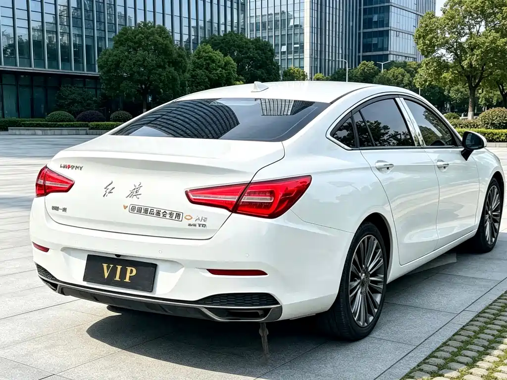 Hongqi Hongqi H5 — миниатюра 7