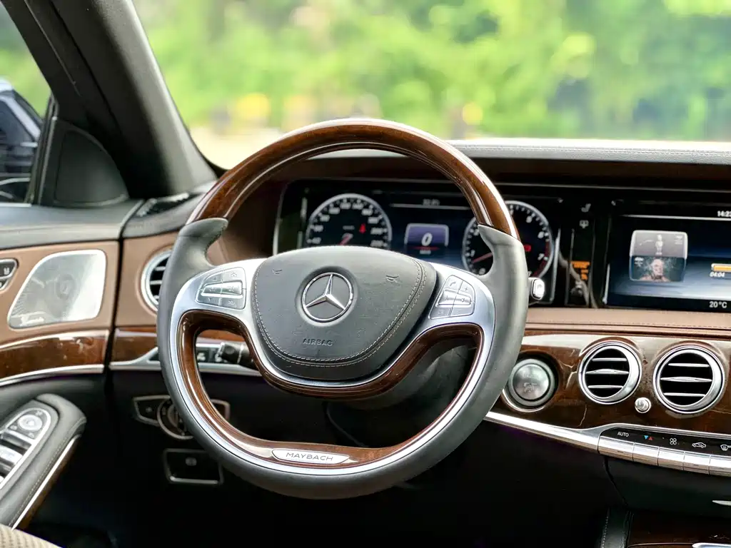 Mercedes-Benz S-Class — миниатюра 10