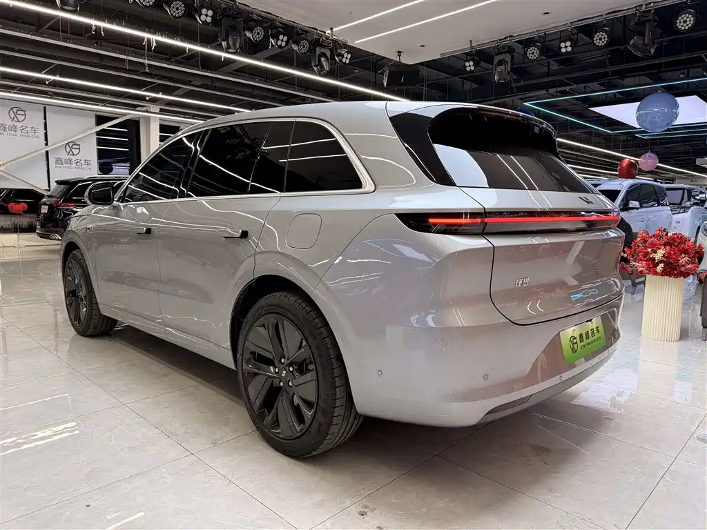 Li Auto IDEAL L6