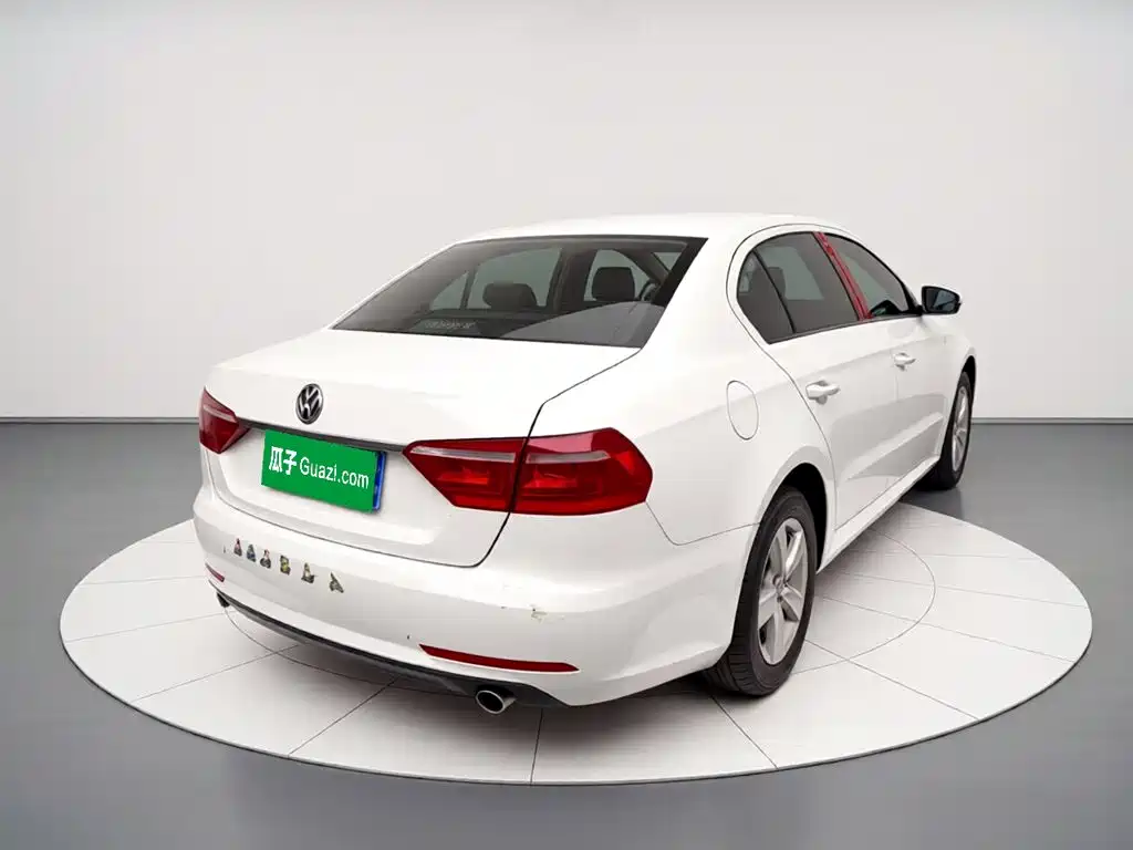 Volkswagen Lavida 2013 1.6L AT