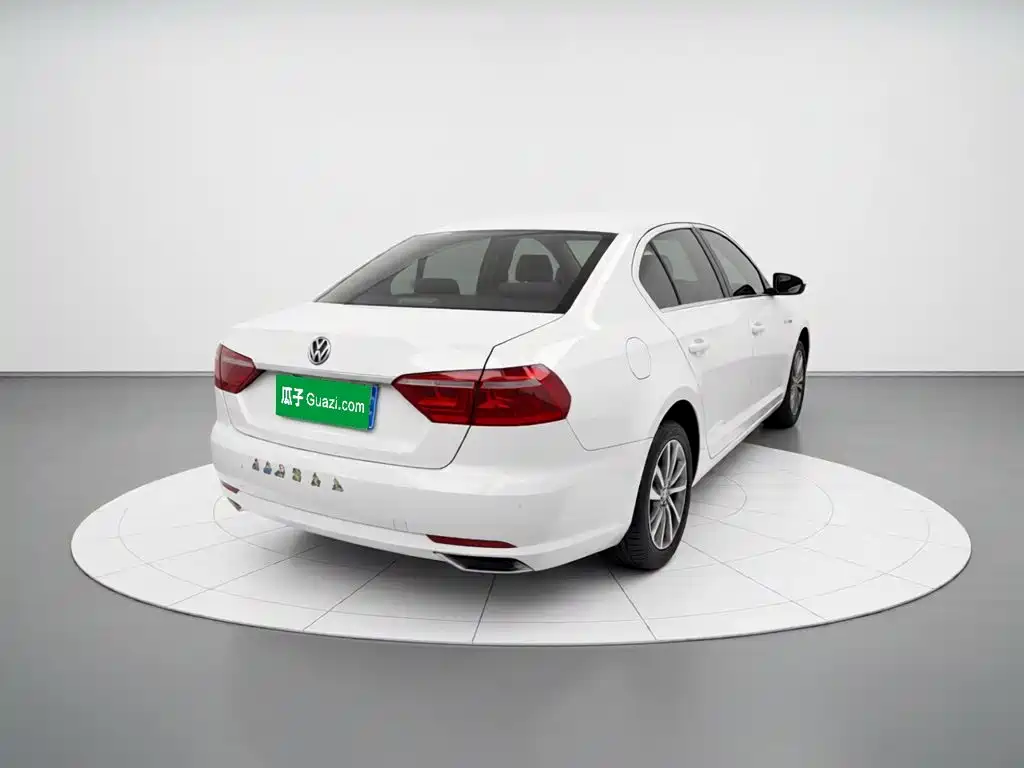 Volkswagen Lavida 2013 1.6L AT