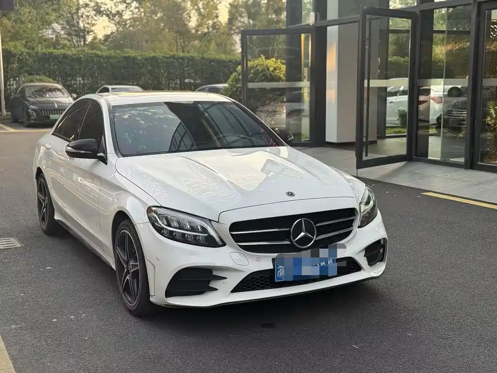 Mercedes-Benz C-Class — миниатюра 2