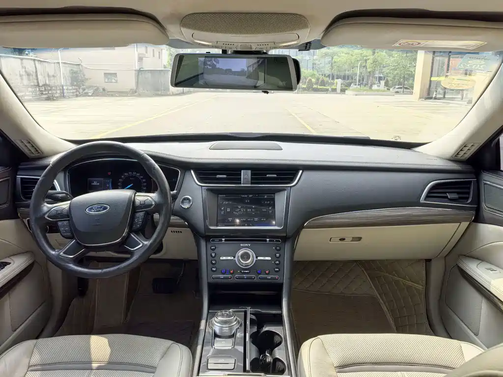 Ford Taurus — миниатюра 12