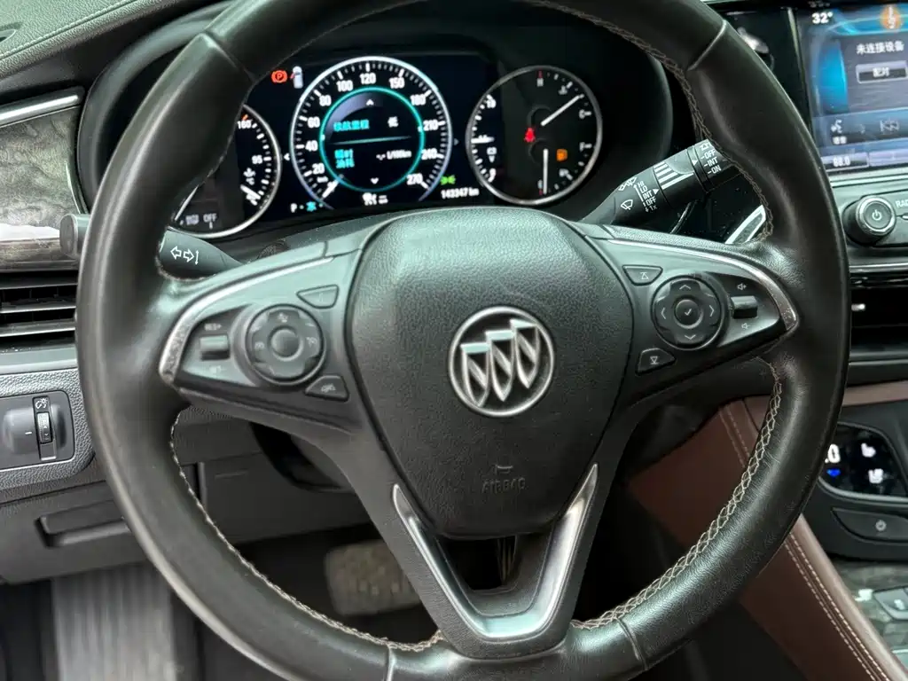Buick Envision Plus — миниатюра 8