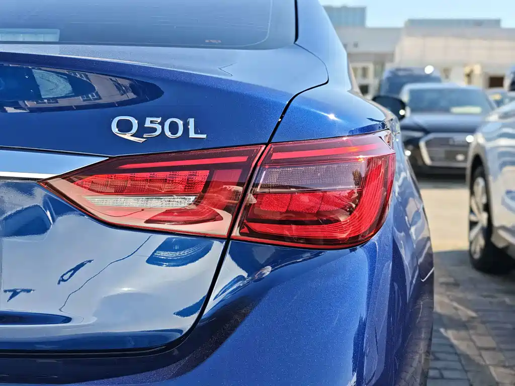 Infiniti Q50L — миниатюра 14