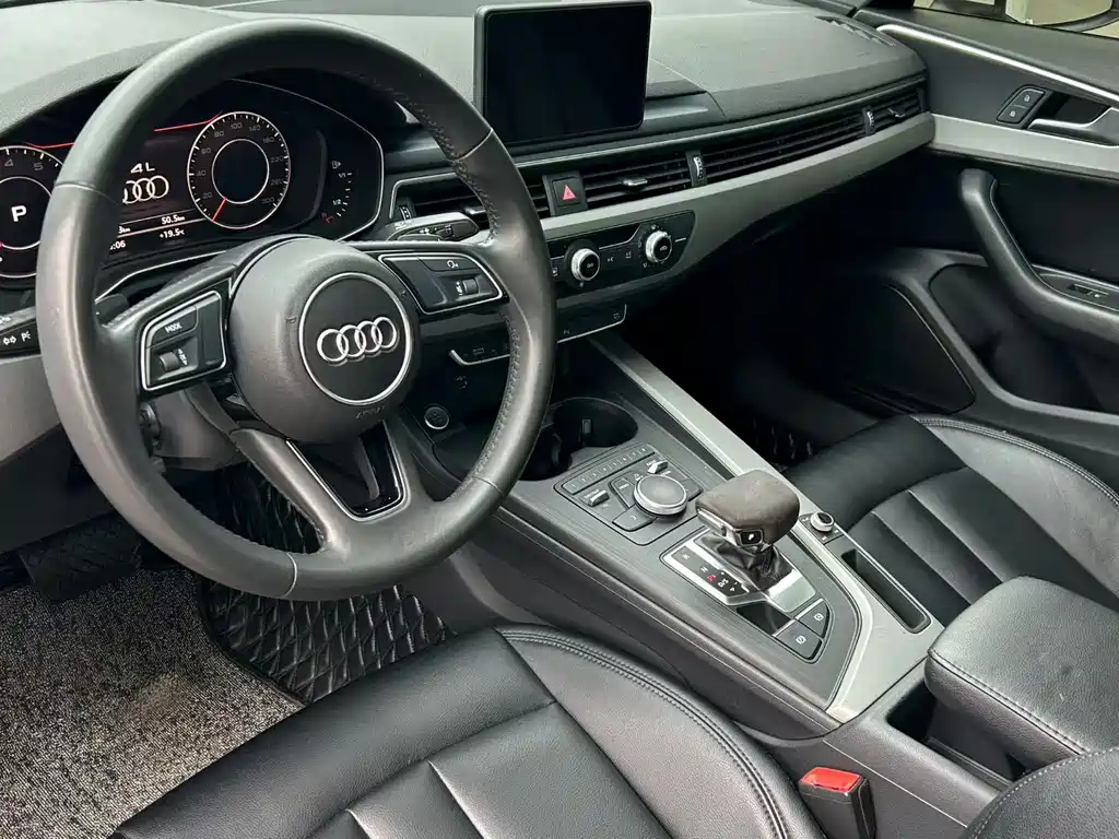 Audi A4L 2019 40 TFSI VI