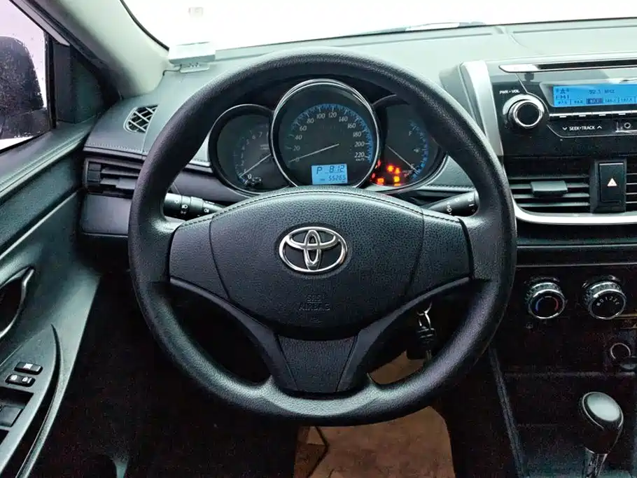 Toyota Yaris L — миниатюра 15