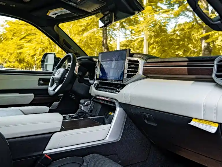 Toyota Sequoia 2025 3.5L