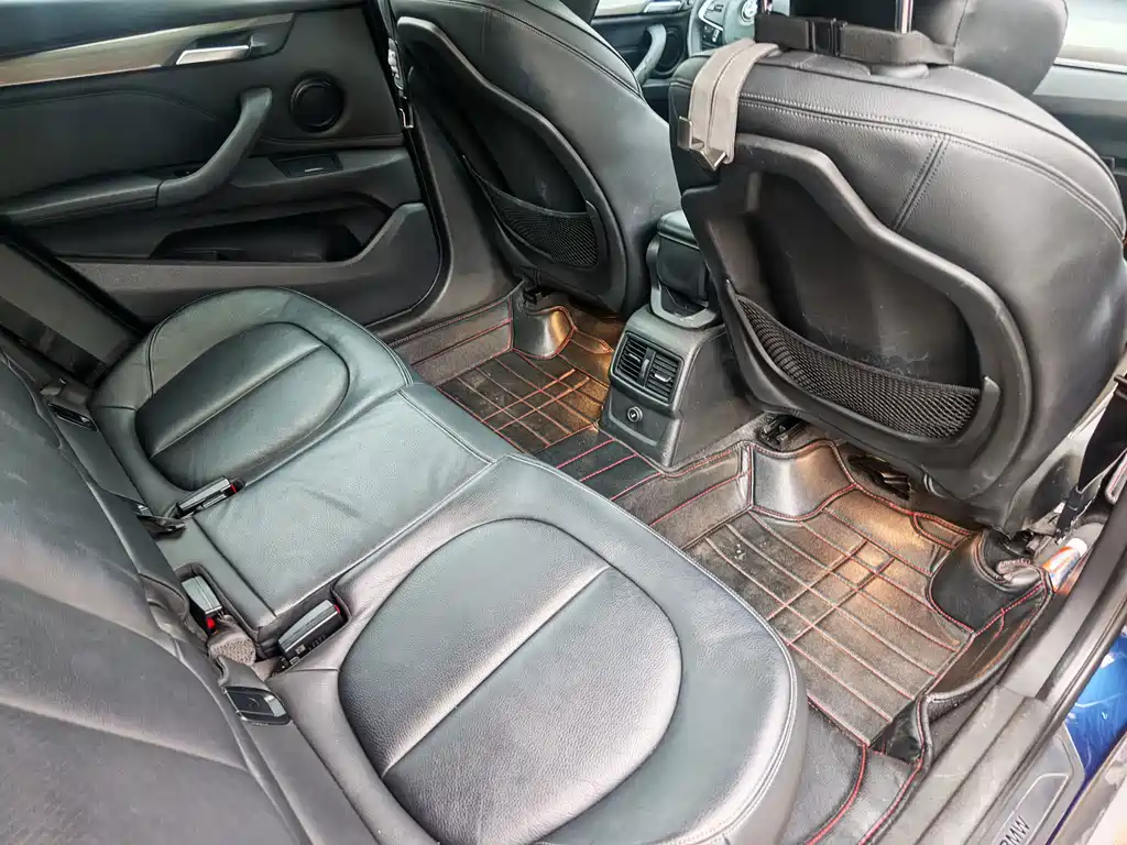 BMW X1 — миниатюра 8