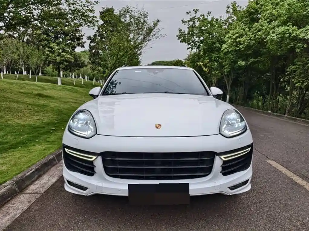 Porsche Cayenne 2015 Cayenne Turbo 4.8T