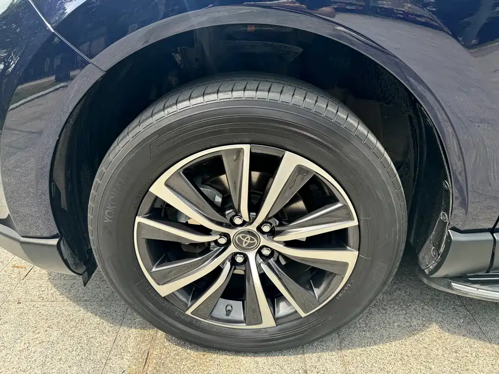 Toyota Harrier — миниатюра 16